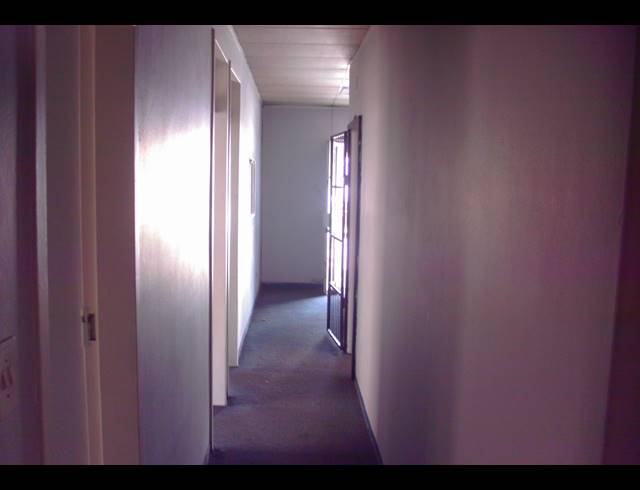 Warehouse property to rent in ANDERBOLT